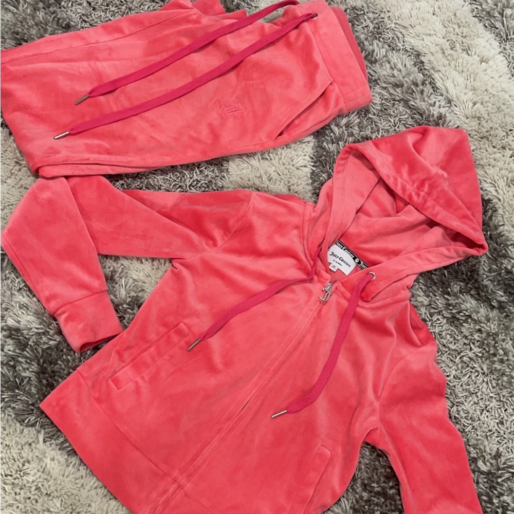 Juicy Couture velour sweatsuit